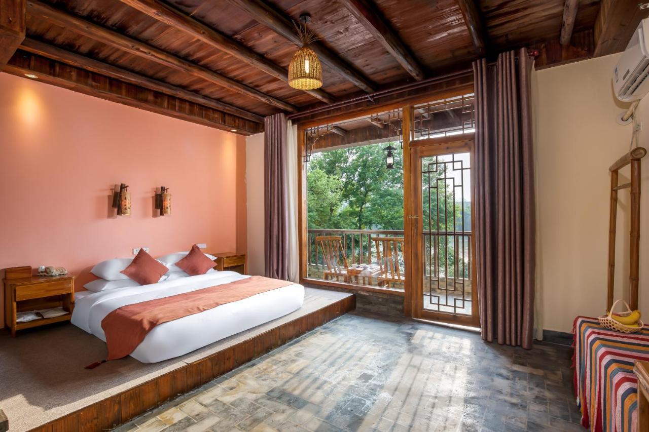 Yangshuo River Lodge Hotel-Free Pick Up From Yangshuo Area Over Three Nights المظهر الخارجي الصورة