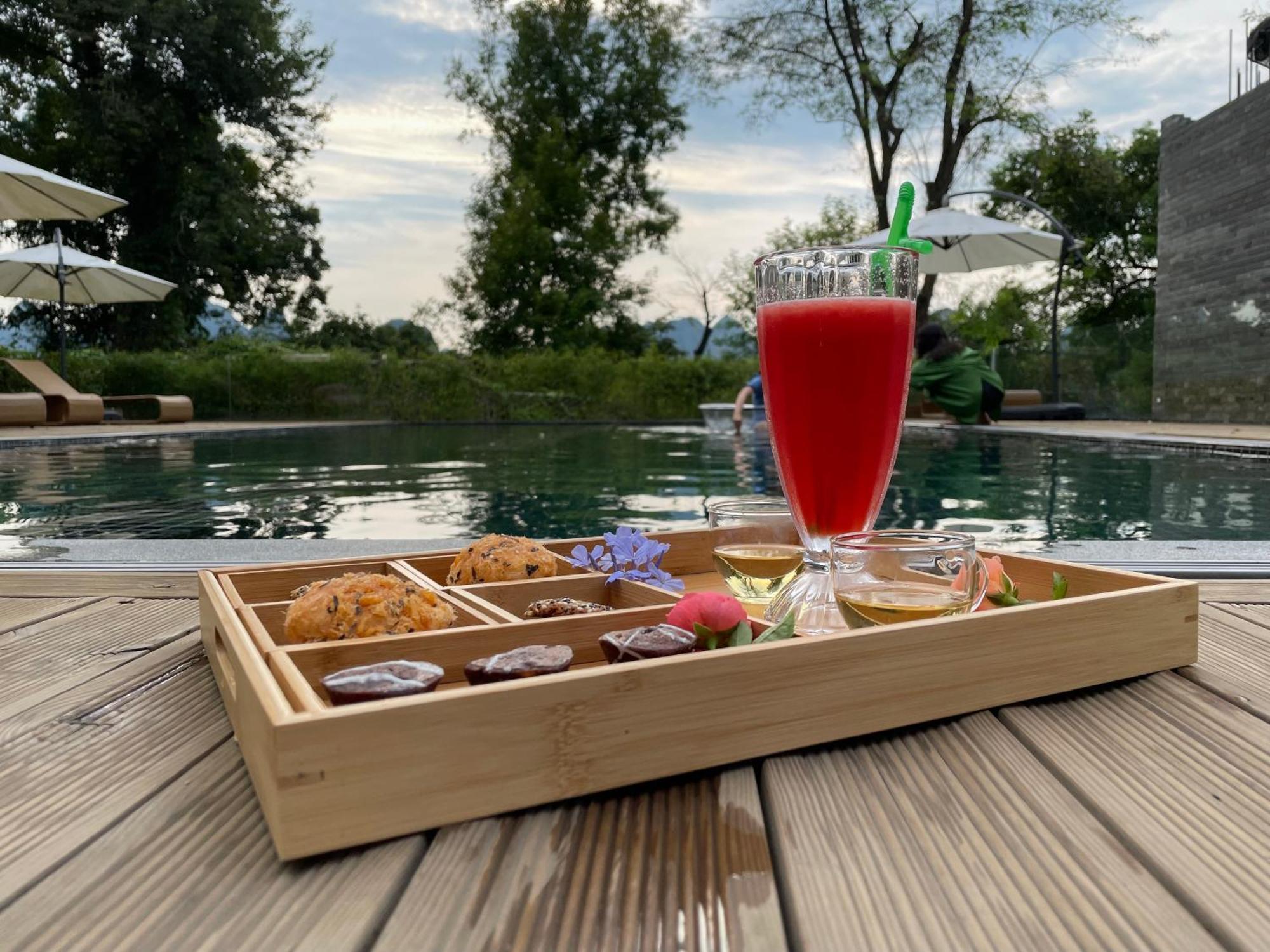 Yangshuo River Lodge Hotel-Free Pick Up From Yangshuo Area Over Three Nights المظهر الخارجي الصورة