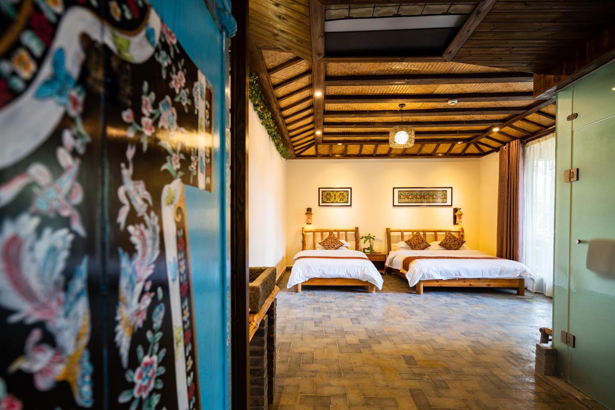 Yangshuo River Lodge Hotel-Free Pick Up From Yangshuo Area Over Three Nights المظهر الخارجي الصورة